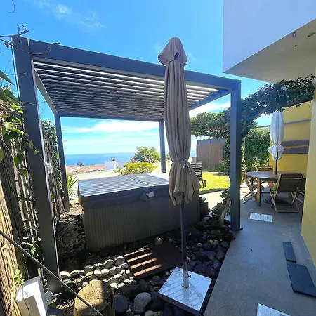 Epicenter Santacruz 라고아