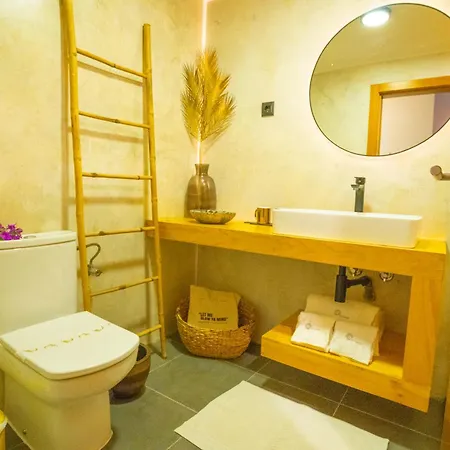 Epicenter Santacruz Apartment Lagoa (Azores)